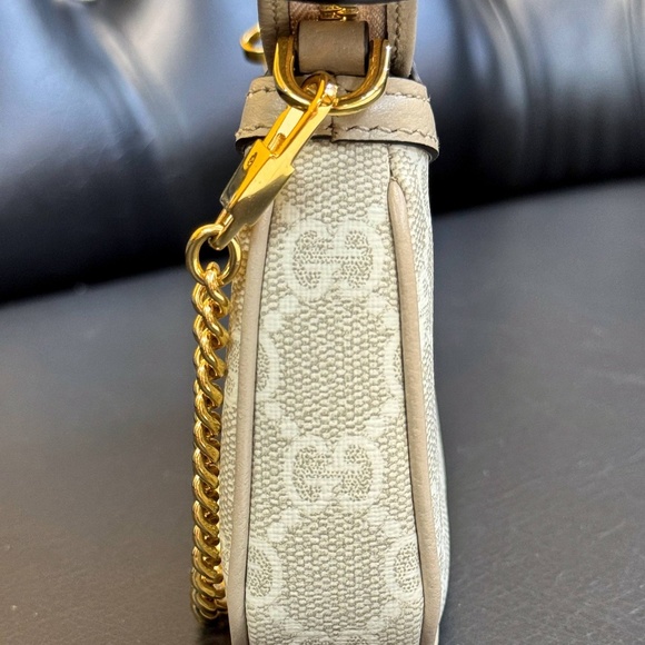 Gucci Ophidia mini bag in beige and white GG Supreme Leather & Canva handbag - Picture 6 of 12
